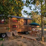 Huttopia De Meinweg Kamp alanı