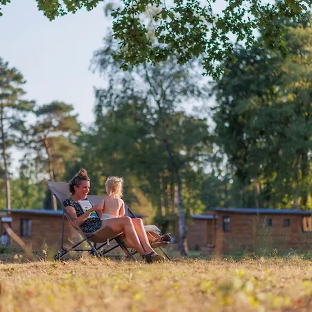 Huttopia De Meinweg * Херкенбош