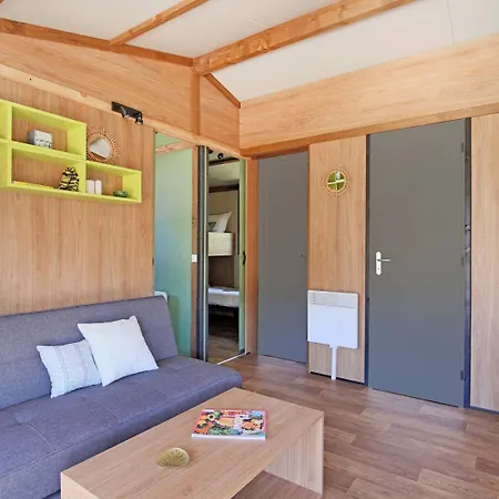 Parque de Campismo Huttopia De Meinweg *