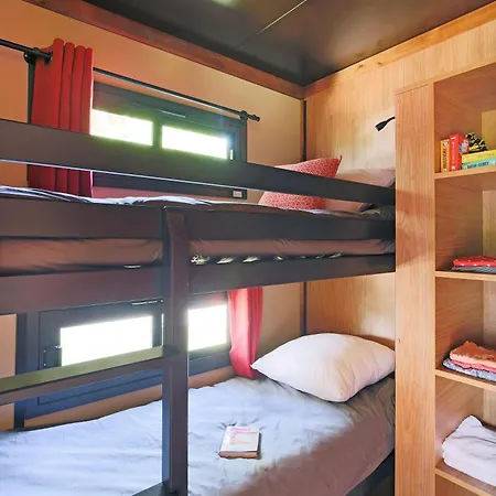 Huttopia De Meinweg Кемпинг