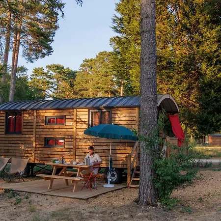 Huttopia De Meinweg Herkenbosch